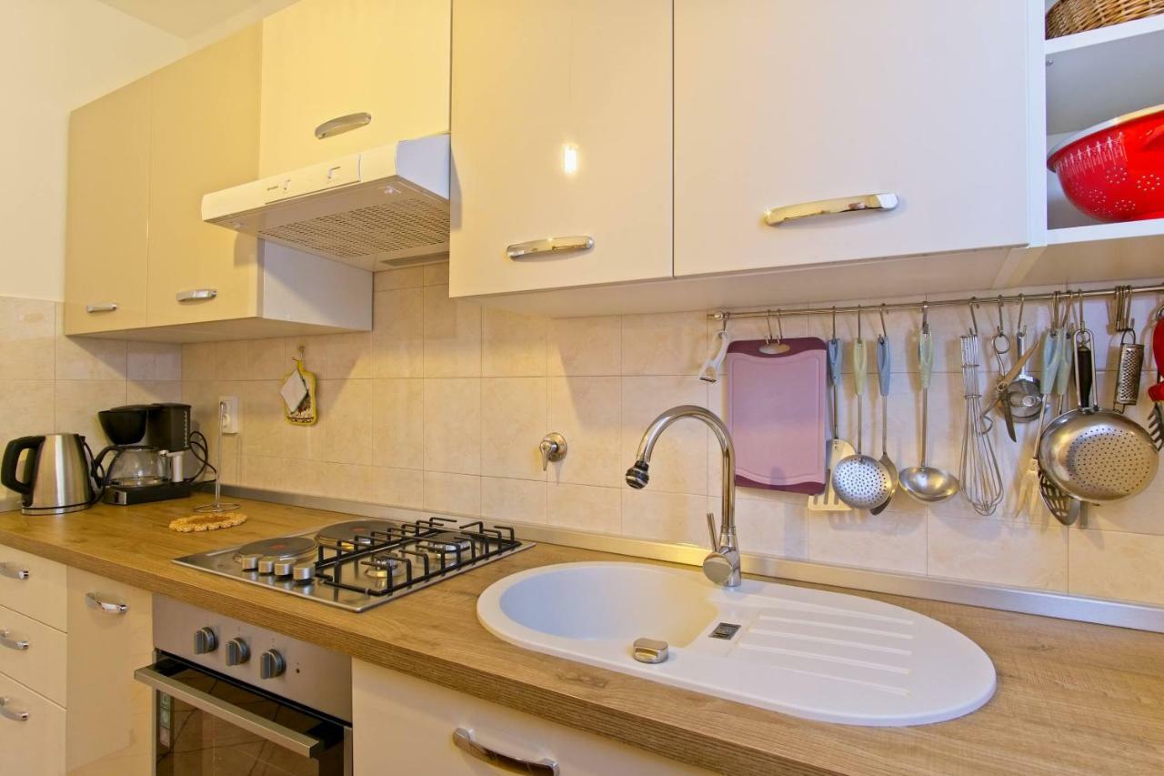 Apartmani Dorita Mali Lošinj Exteriér fotografie